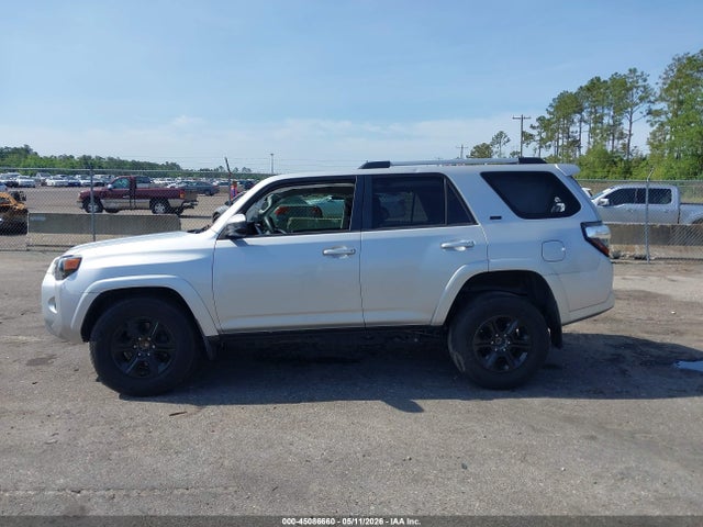 Toyota 4Runner Sr5