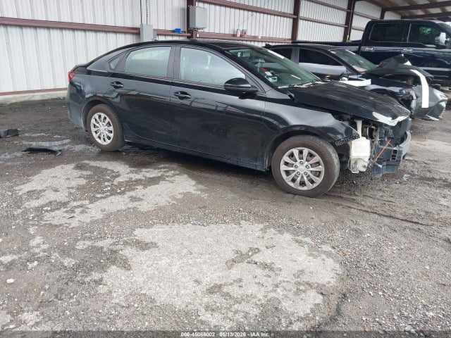 Salvage Kia Forte Image