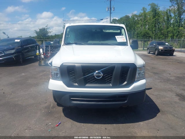 Nissan Nv S V6