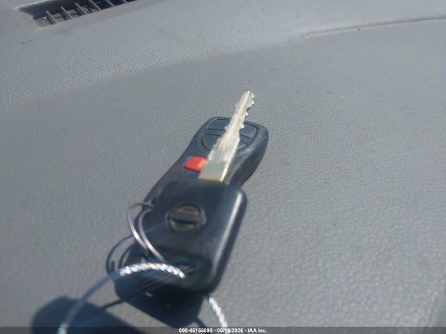 Nissan Nv S V6