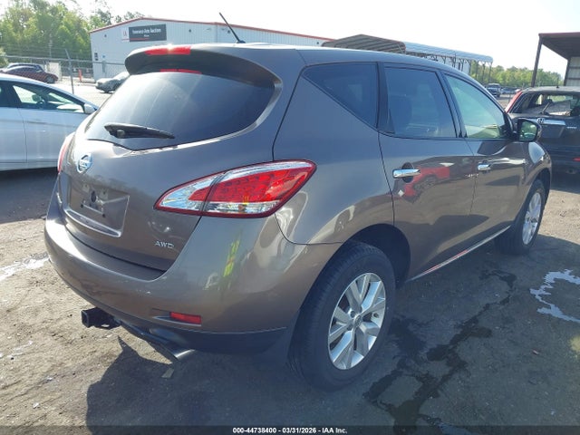 Nissan Murano S