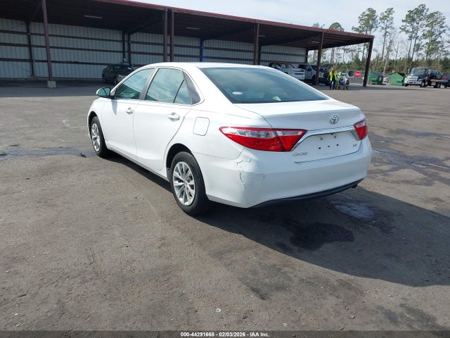 Toyota Camry Le