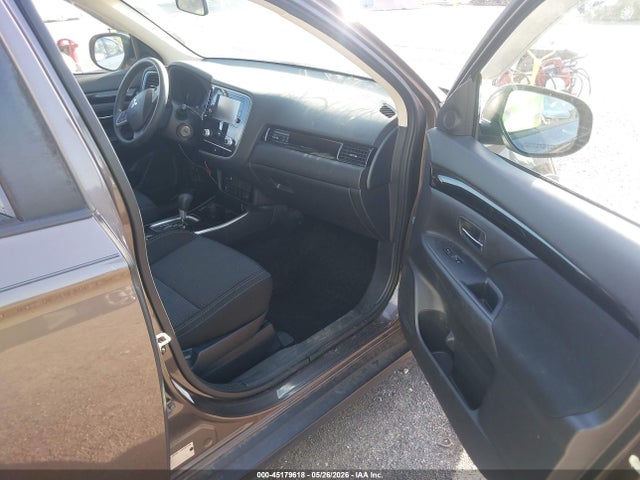 Mitsubishi Outlander Es 2.4