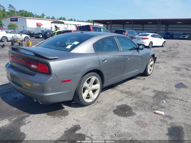 Dodge Charger Sxt