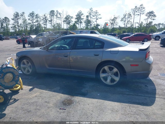 Dodge Charger Sxt
