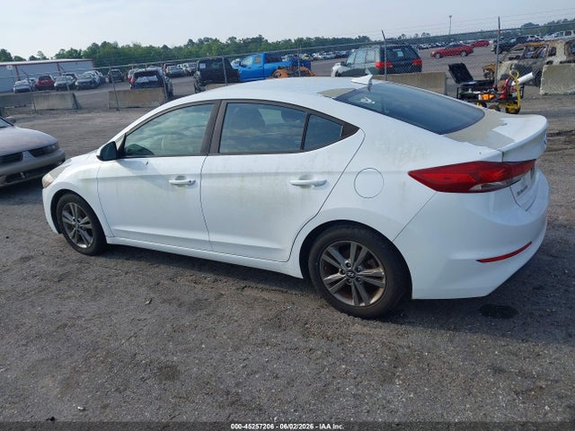 Hyundai ELANTRA Sel