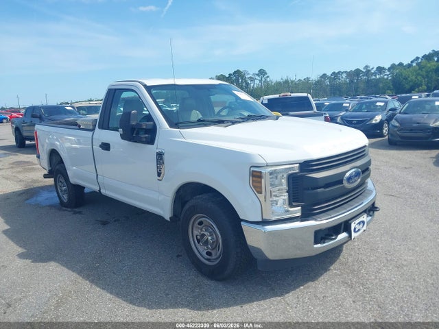 Ford F-250 Xl