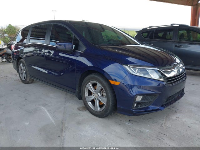 Salvage Honda Odyssey Image