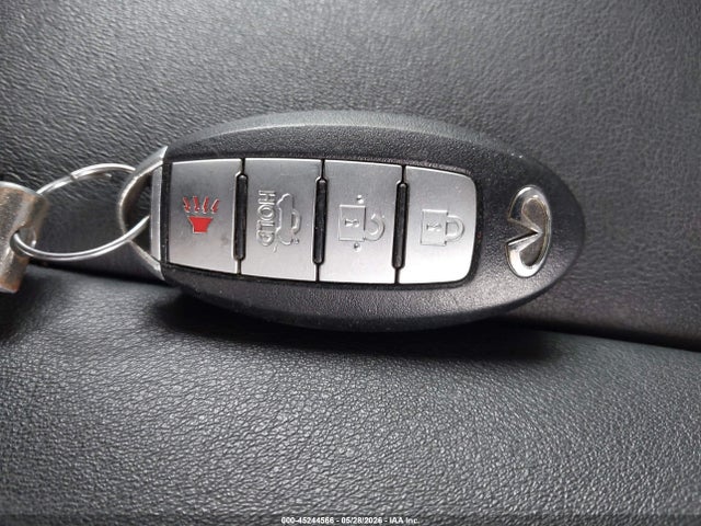 INFINITI Q50 Premium