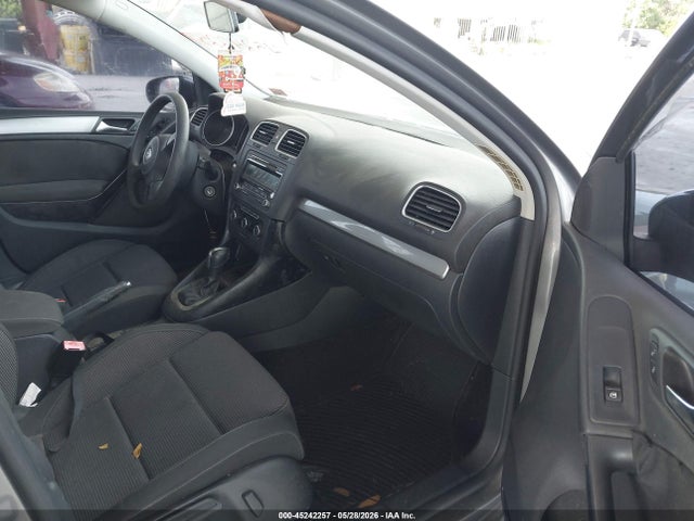 Volkswagen Golf 2.5l 4-door