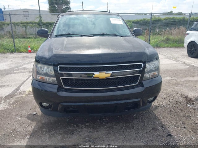 Chevrolet Suburban 1500 Lt