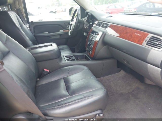 Chevrolet Suburban 1500 Lt