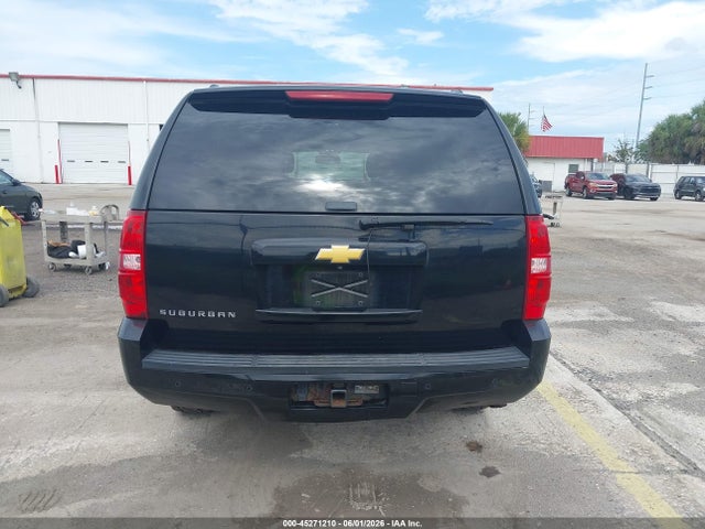 Chevrolet Suburban 1500 Lt