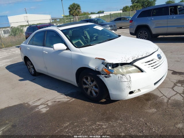 Salvage Toyota Camry Image