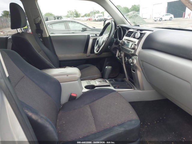 Toyota 4Runner Sr5