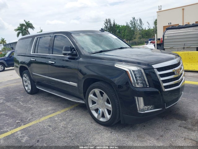 Cadillac Escalade Luxury Collection