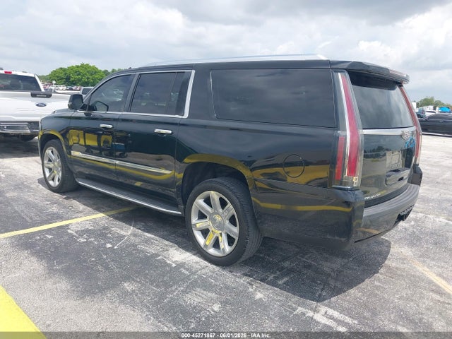 Cadillac Escalade Luxury Collection