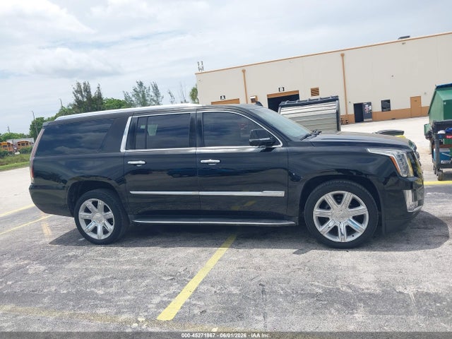 Cadillac Escalade Luxury Collection