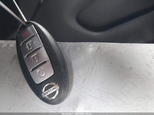 Nissan Pathfinder Sv