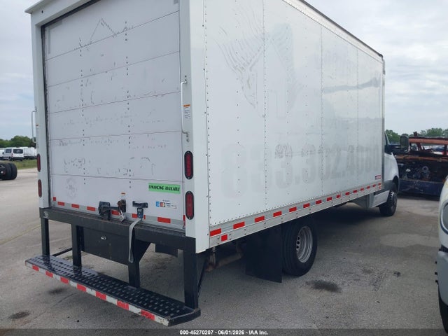 Mercedes-Benz Sprinter 4500 Standard Roof V6