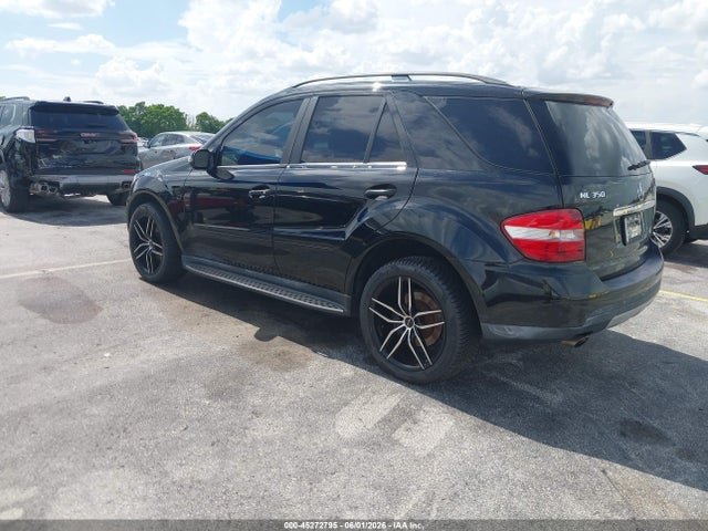 Mercedes-Benz M-Class 4matic