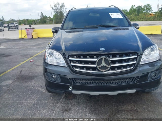 Mercedes-Benz M-Class 4matic
