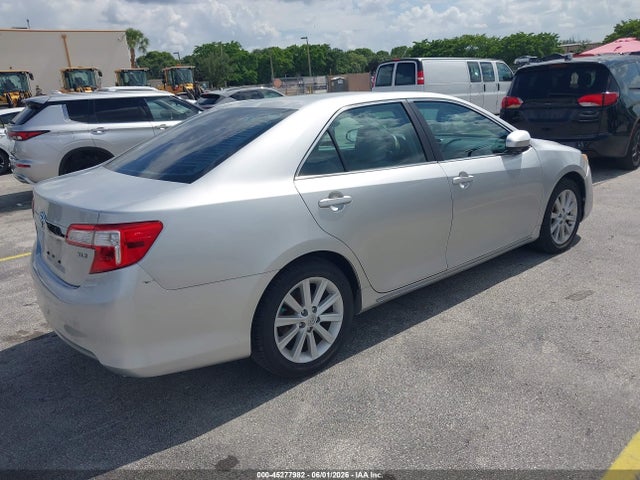 Toyota Camry Xle