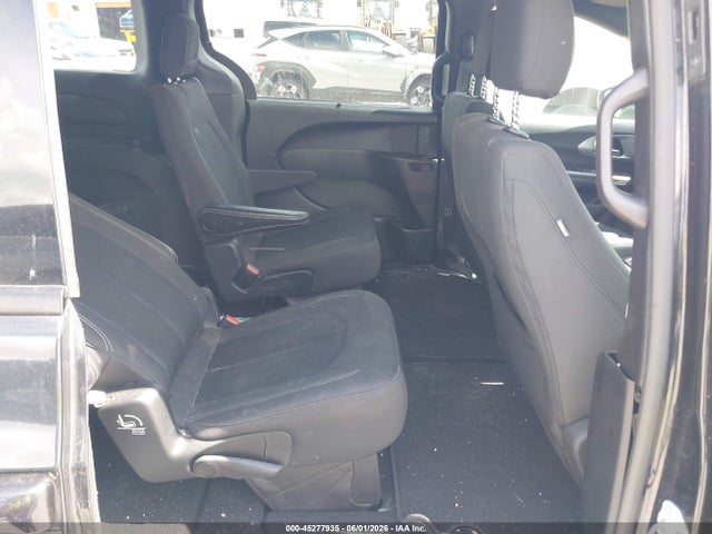 Chrysler Pacifica Touring Plus