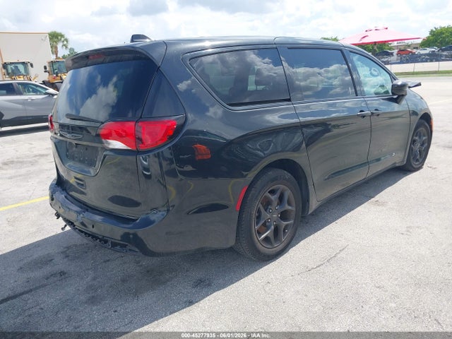 Chrysler Pacifica Touring Plus