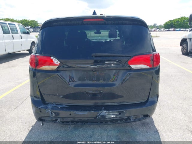 Chrysler Pacifica Touring Plus
