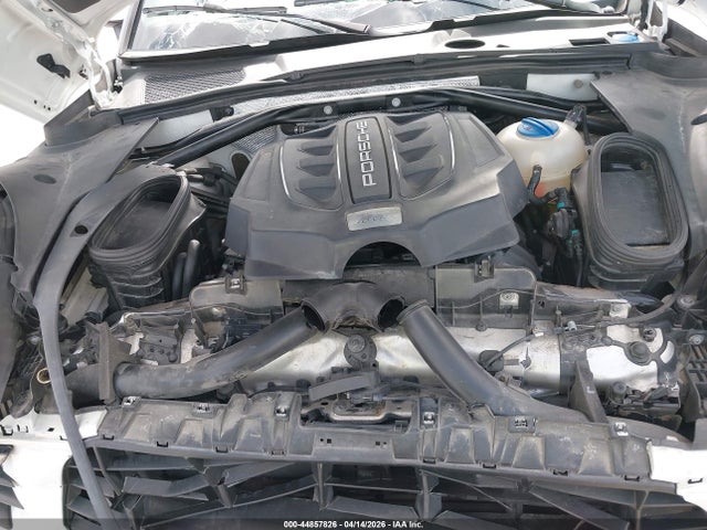 Porsche Macan S