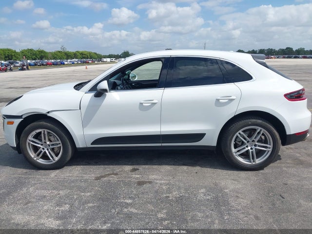 Porsche Macan S