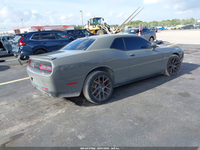 Dodge Challenger