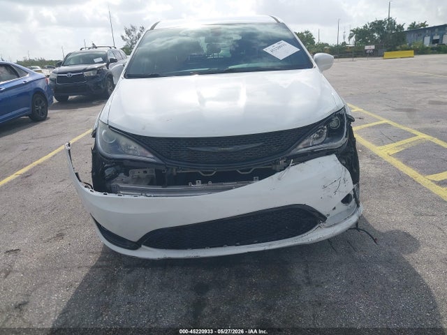 Chrysler Pacifica Touring Plus