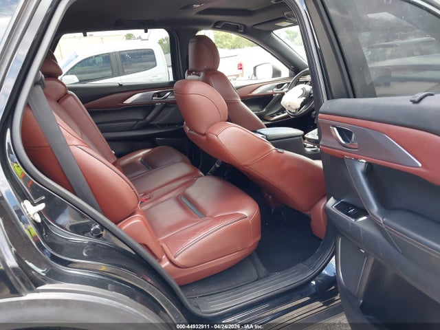Mazda Cx Signature