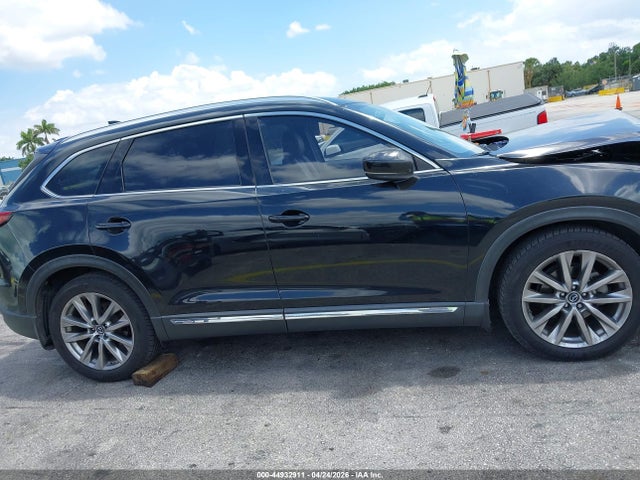 Mazda Cx Signature