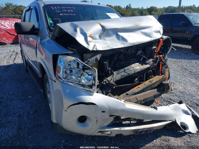 Nissan Armada Sv