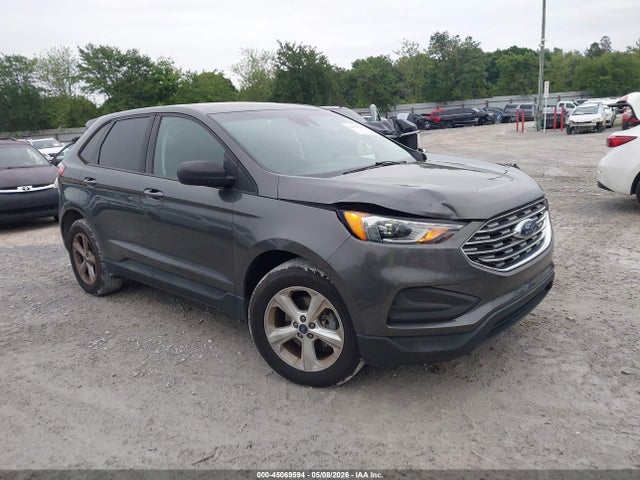 Salvage Ford Edge Image