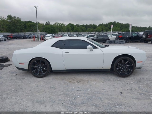 Dodge Challenger Sxt