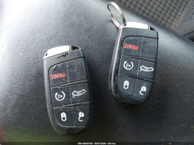Dodge Challenger Sxt