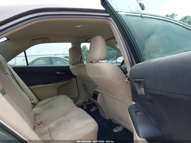 Toyota Camry Le