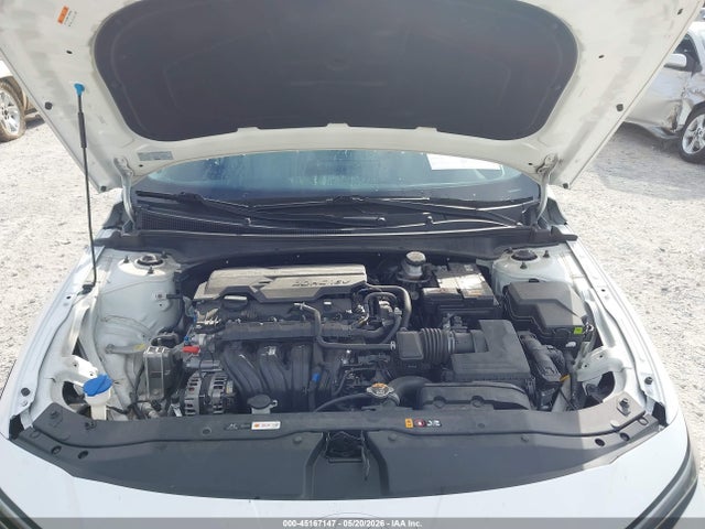 Hyundai ELANTRA Limited