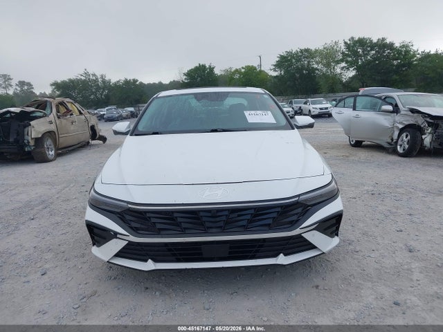 Hyundai ELANTRA Limited