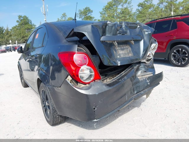 Chevrolet Sonic Ls Auto