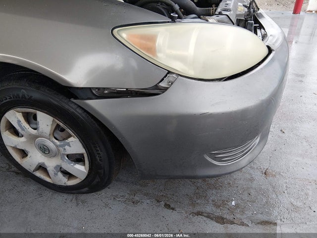 Toyota Camry Le V6