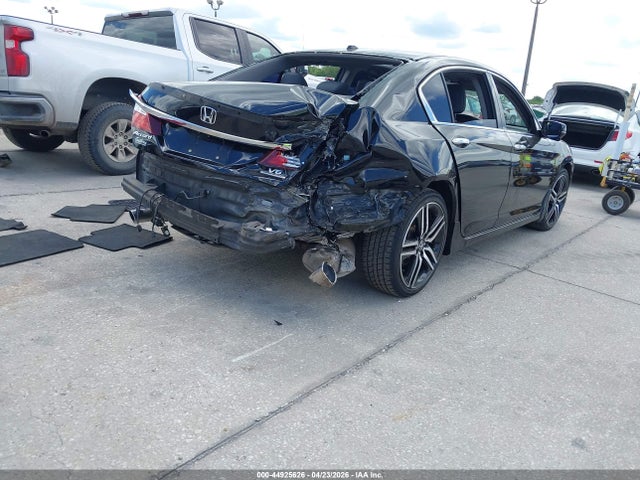 Honda Accord Touring V6