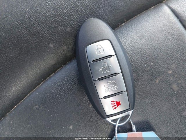 INFINITI Q50 Luxe