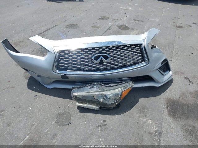 INFINITI Q50 Luxe