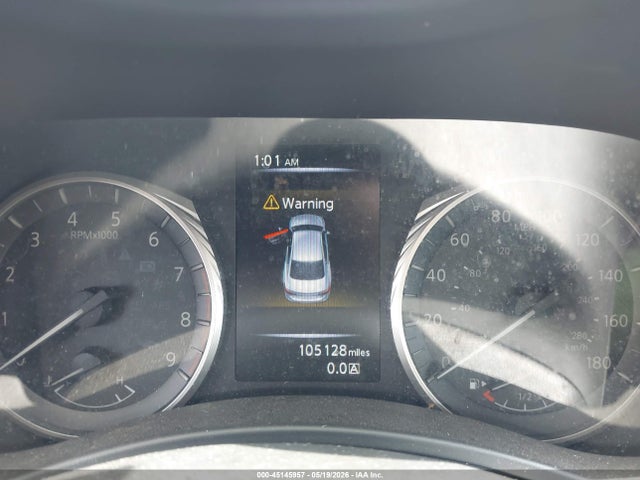 INFINITI Q50 Luxe