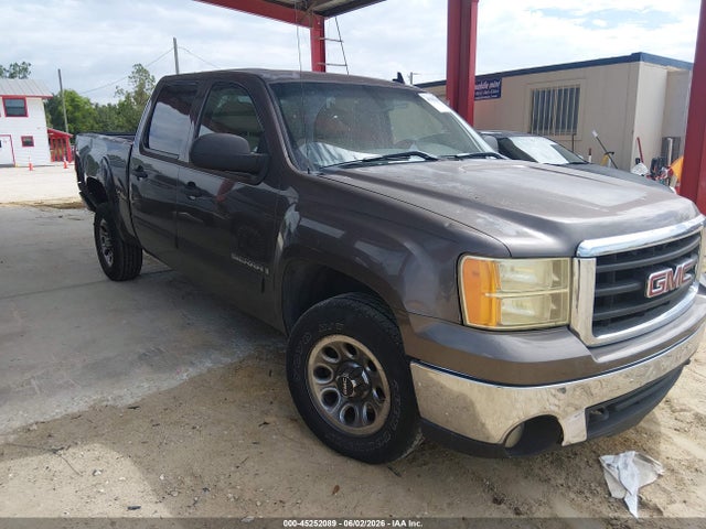 Salvage GMC Sierra 1500 Image